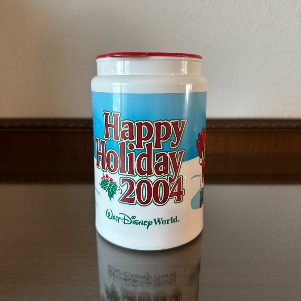 2004 Walt‎ Disney World Travel Plastic Cup Coca Cola Mug Happy Holiday Winter